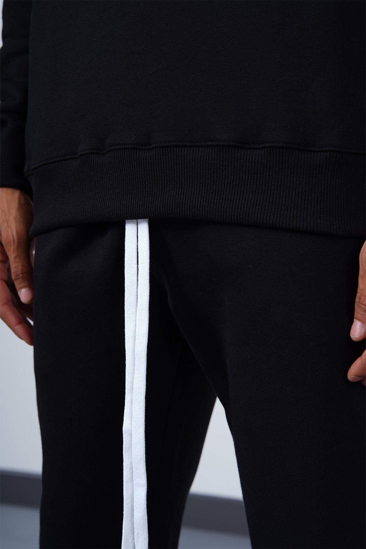 ENSEMBLE CAPUCHE - NOIR