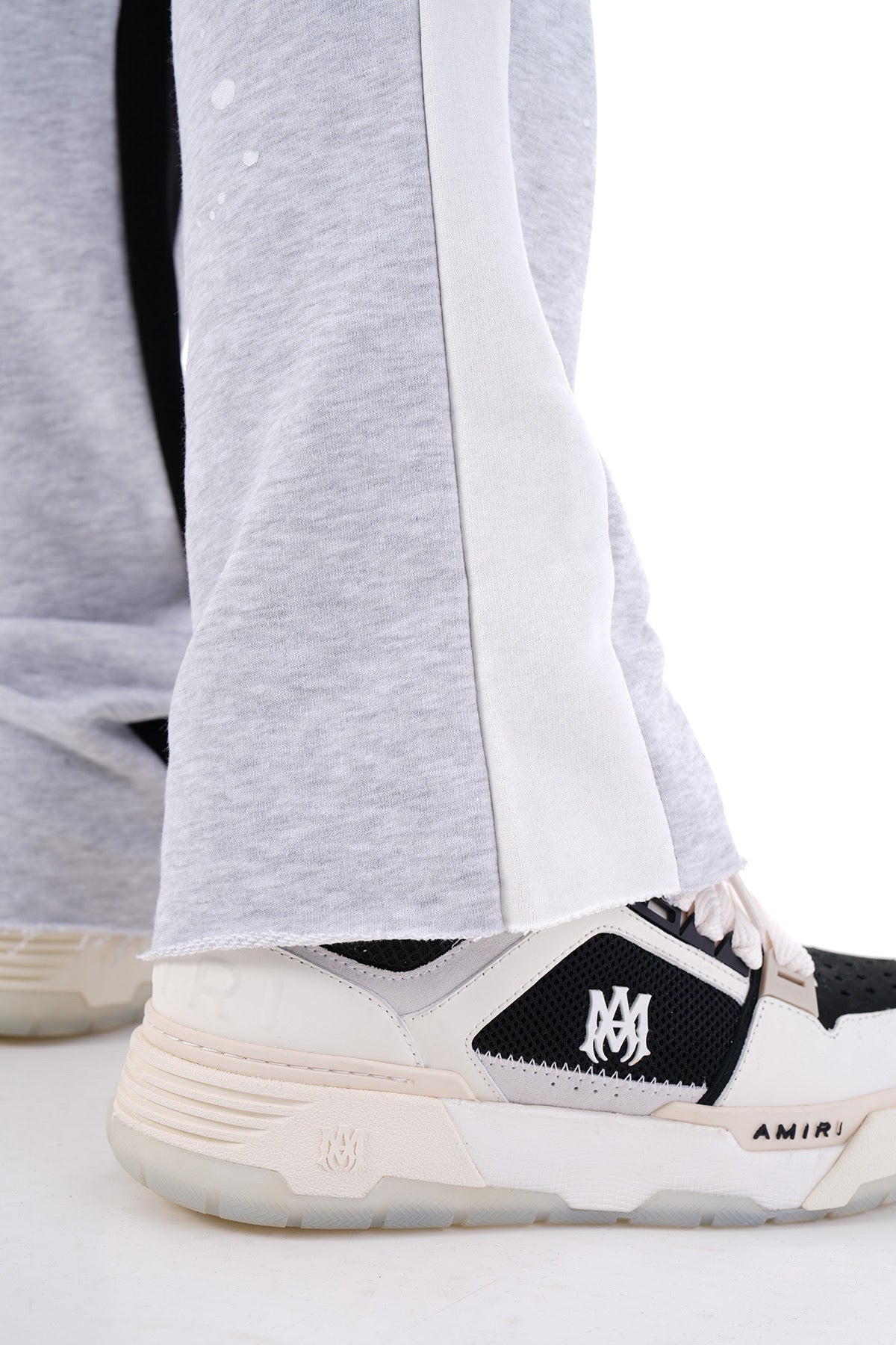 JOGGING FLARE PINT - GREY