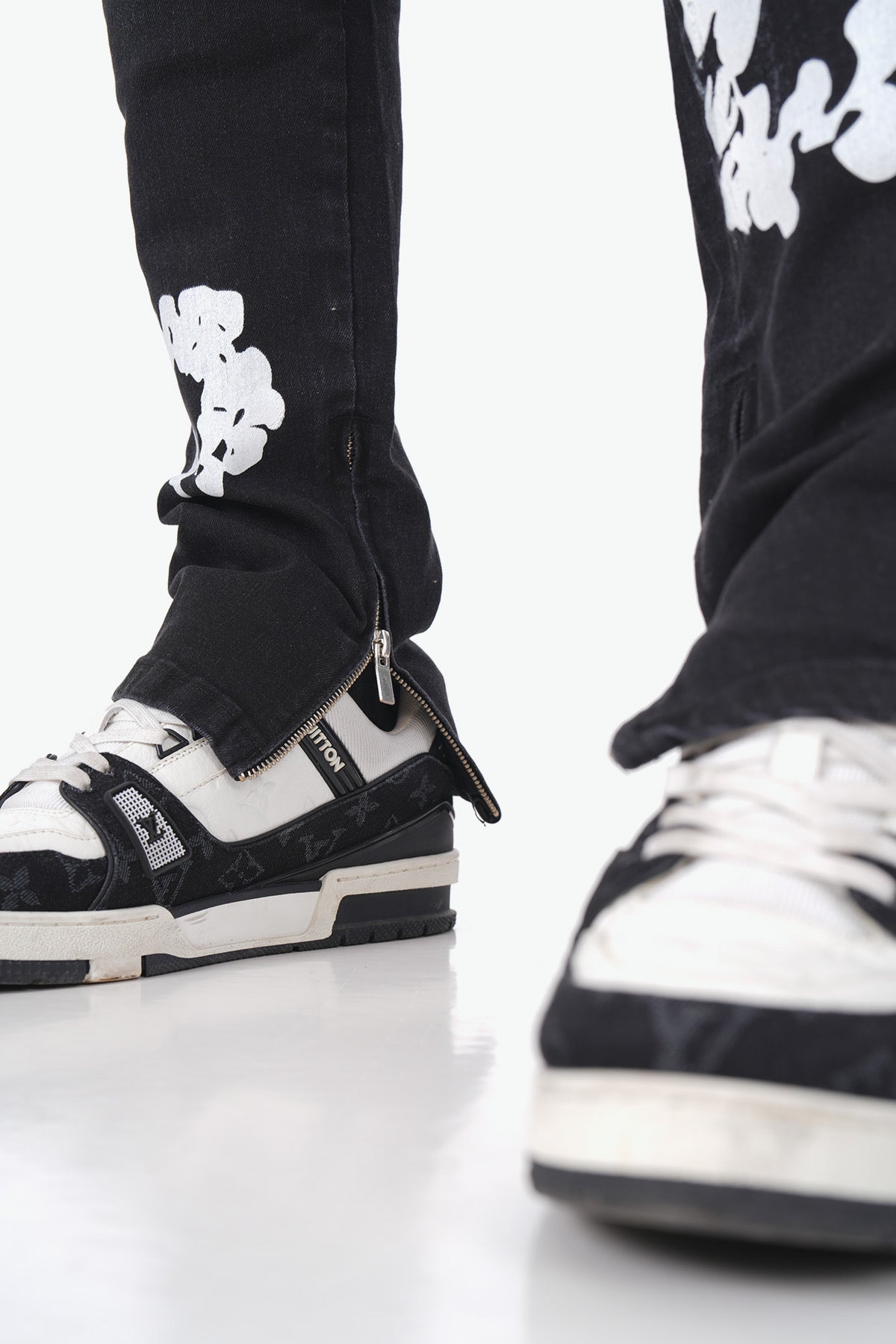 JEANS FLEURS - NOIR