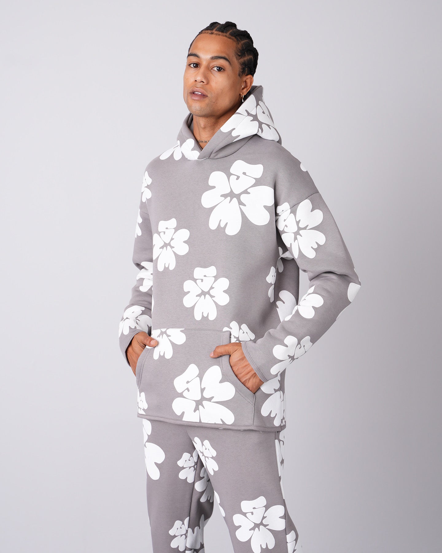 ENSEMBLE FLEUR GRIS - BLANC